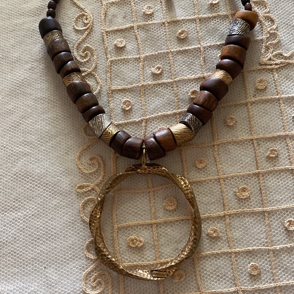 Chicos necklace - Picture 2 of 2